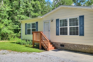1711 Carolyn Lake Cir, Thomson, GA 30824