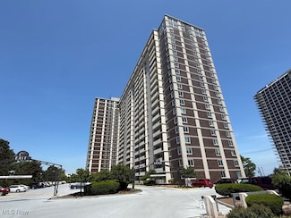 12900 Lake Ave Unit 1901, Lakewood, OH 44107