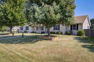 200 Lois Ln, Arena, WI 53503