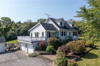 4545 Emerson Rd, Canandaigua, NY 14424