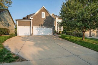 4507 Silverheel St, Shawnee, KS 66226