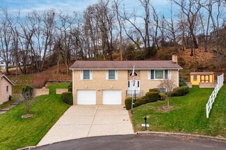 124 Red Oak Ln, Homestead, PA 15120