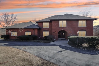 11405 Burr Oak Ln, Burr Ridge, IL 60527