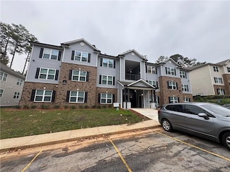 3204 Fairington Village Dr, Lithonia, GA 30038