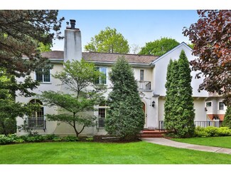 107 E 51st St, Minneapolis, MN 55419