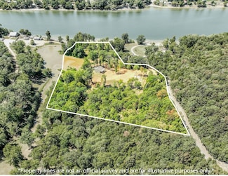 1 New Era Landing Rd, Linden, TN 37096