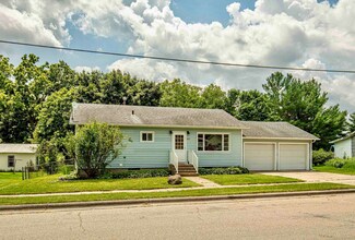 202 Warren St, Albany, WI 53502