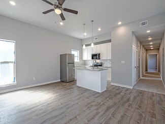 8201 Tower St, Houston, TX 77088