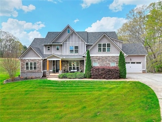 4539 Tiffany Ln, Loganville, GA 30052