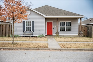 4479 W Sweetgum Ln, Fayetteville, AR 72704
