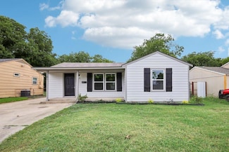 1121 E Shaw St, Fort Worth, TX 76110