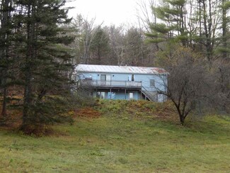 204 Old West Newbury Rd, Newbury, VT 05051