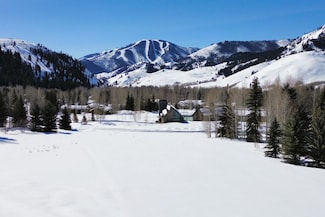 137 Stonegate Cir, Blaine County, ID 83340