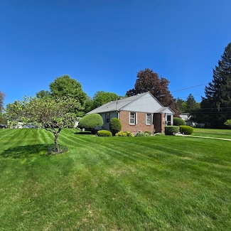 148 Millbury Ave, Millbury, MA 01527