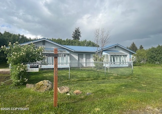 3698 Poppy Cir, Homer, AK 99603