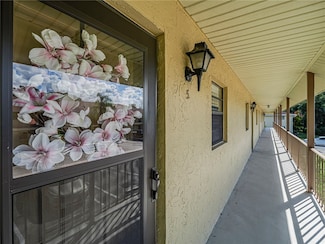 400 18th St Unit 5, Vero Beach, FL 32960