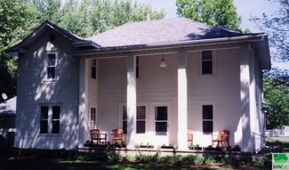 2918 Marsh Ave, Sheldon, IA 51201