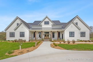7442 Tiffany Ave NE, Rockford, MI 49341