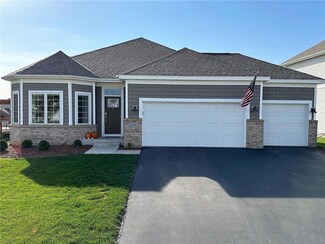 1429 Copper Hills Dr, Carver, MN 55315