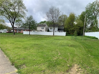 950 W River Rd N, Elyria, OH 44035