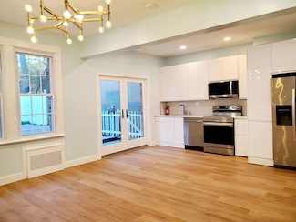 69 70th St Unit 1, Guttenberg, NJ 07093