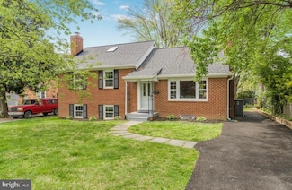 2622 N Lexington St, Arlington, VA 22207