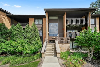 6107 Knoll Valley Dr Unit 308, Willowbrook, IL 60527