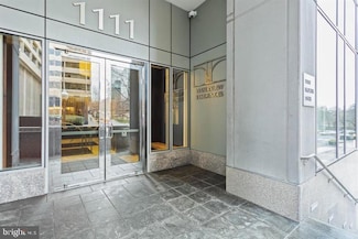 1111 19th St N Unit 1707, Arlington, VA 22209