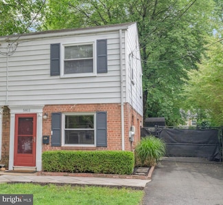 5811 Blaine Dr, Alexandria, VA 22303
