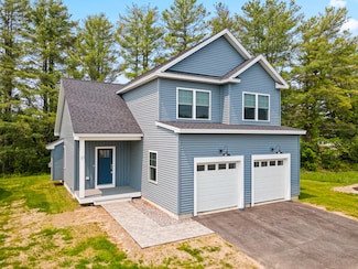 21 Arnies Alley, Westbrook, ME 04092