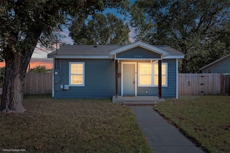 1900 S 14th St, Waco, TX 76706