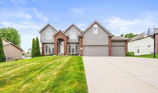 15102 Boyd St, Omaha, NE 68116