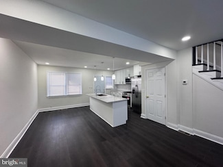 110 N Mount Olivet Ln, Baltimore, MD 21229