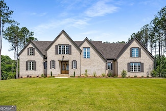 100 Regina Ct, Fayetteville, GA 30215