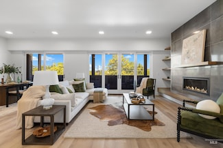 55 E State St Unit 304, Eagle, ID 83616