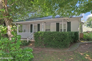 1013 Bell Ave, Lenoir City, TN 37771