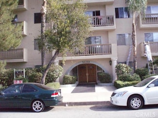 5400 Lindley Ave Unit 205, Encino, CA 91316