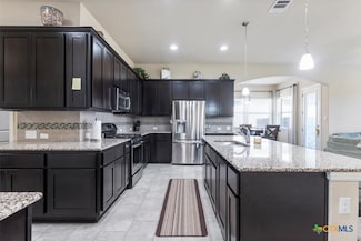 702 Old Settlers Dr, San Marcos, TX 78666