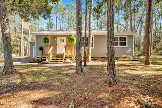1105 Napoleon Place, Dauphin Island, AL 36528