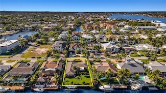 1525 Osprey Ave, Naples, FL 34102