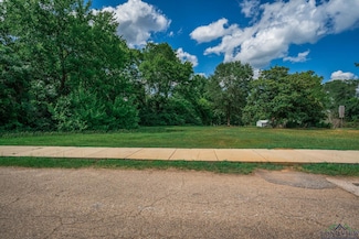 1505 Positive Place, Marshall, TX 75670