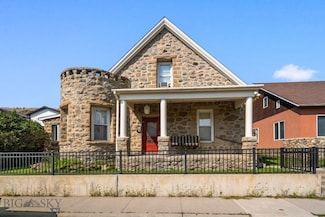 520 Scott St, Gardiner, MT 59030