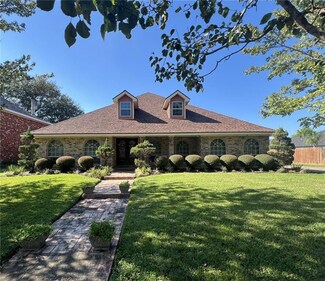 11051 Lake Forest Blvd, New Orleans, LA 70127