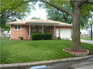 509 N Weaver St, Hesston, KS 67062