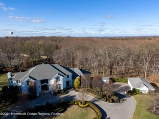 3 Bucks Mill Ln, Holmdel, NJ 07733