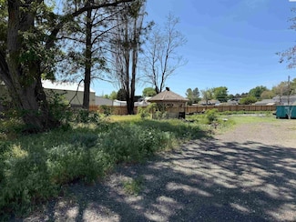 70304 N River Rd, Benton City, WA 99320