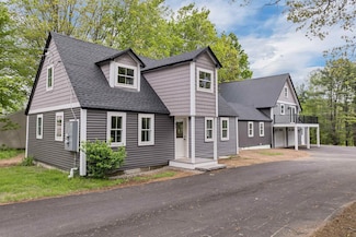 95 Plymouth St, Meredith, NH 03253