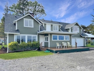 26320 Sandridge Rd, Ocean Park, WA 98640