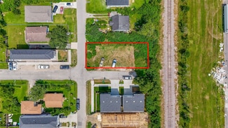 202 E 37th St, Houston, TX 77018