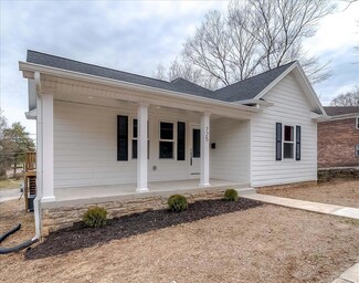 725 Woodland Ave, Frankfort, KY 40601